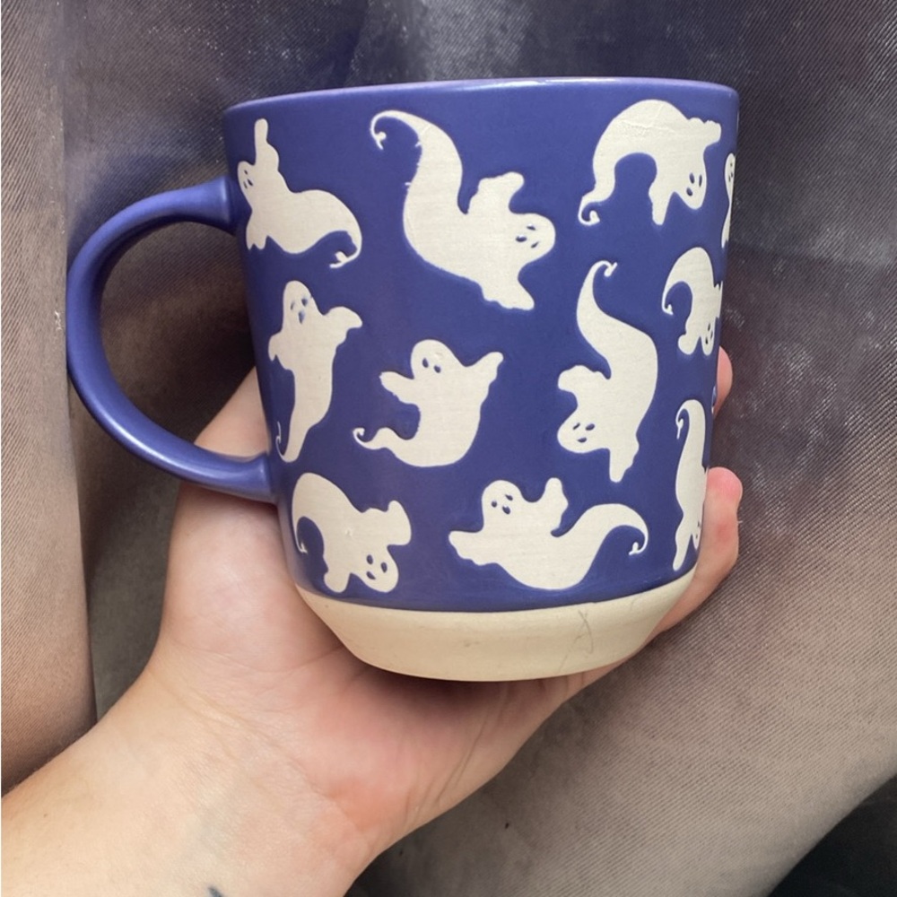 Purple Flying Ghost Pattern Mug TJ Maxx Halloween Collection